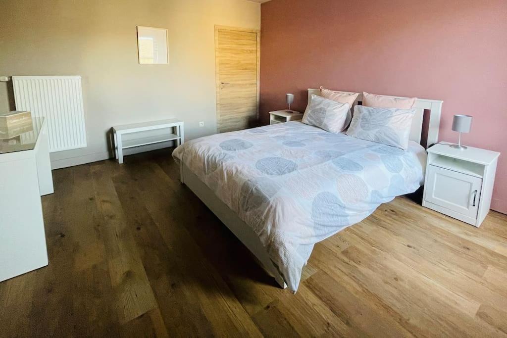 Appartement Cosy Au Centre De Beauraing Eksteriør bilde